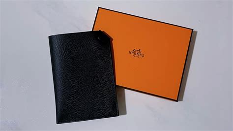 tarmac passport holder hermes